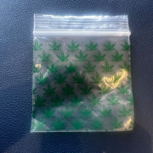 Apple Bags 50mm x 50mm (2x2) | Pack of 1000 Baggies  London Vape wholesale Green leaf